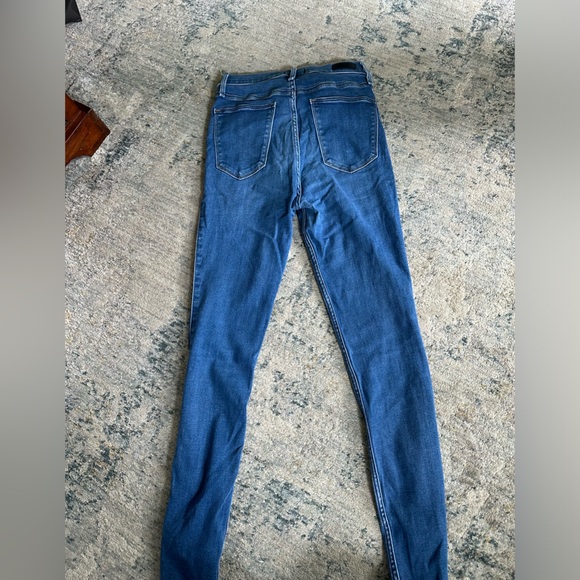 Abercrombie & Fitch ULTRA HIGH RISE JEAN LEGGING - Picture 4 of 4